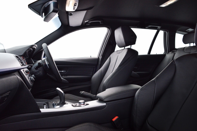 รูปภาพ บีเอ็มดับเบิลยู BMW Series 3 320d Touring M Sport ปี 2012