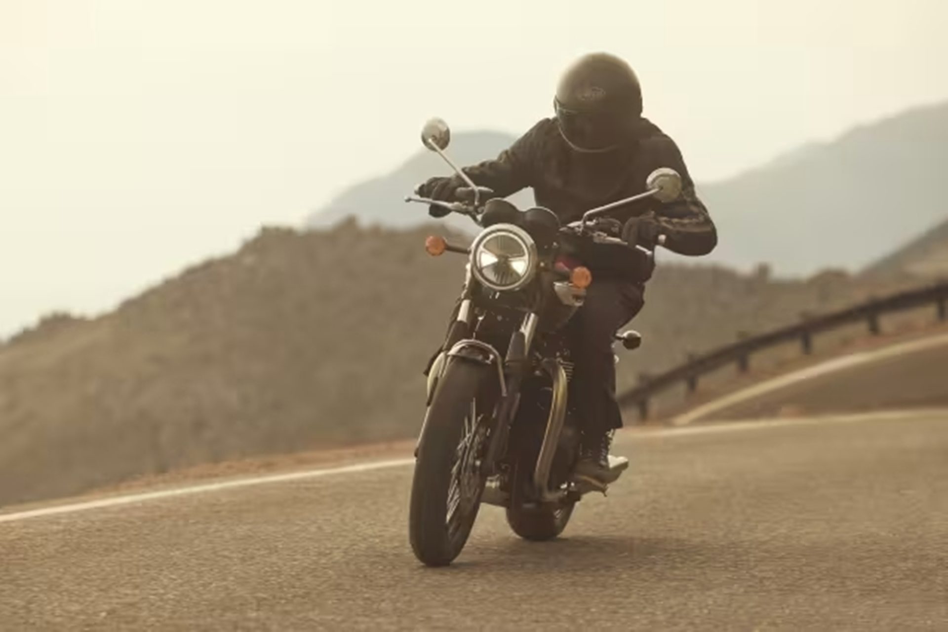 รูปภาพ ไทรอัมพ์ Triumph Bonneville T100 ปี 2026