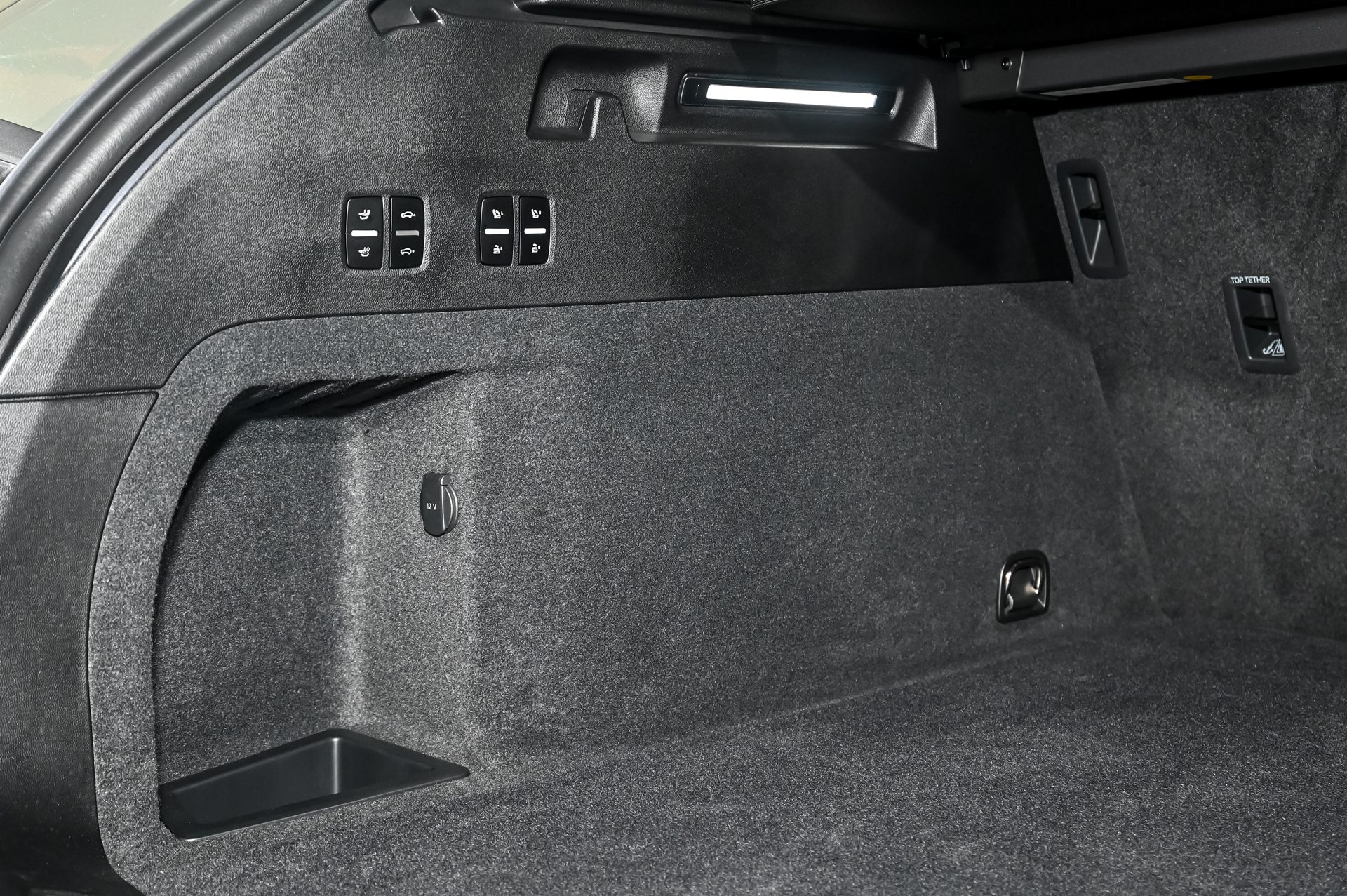 รูปภาพ ปอร์เช่ Porsche Cayenne Turbo Electric ปี 2026