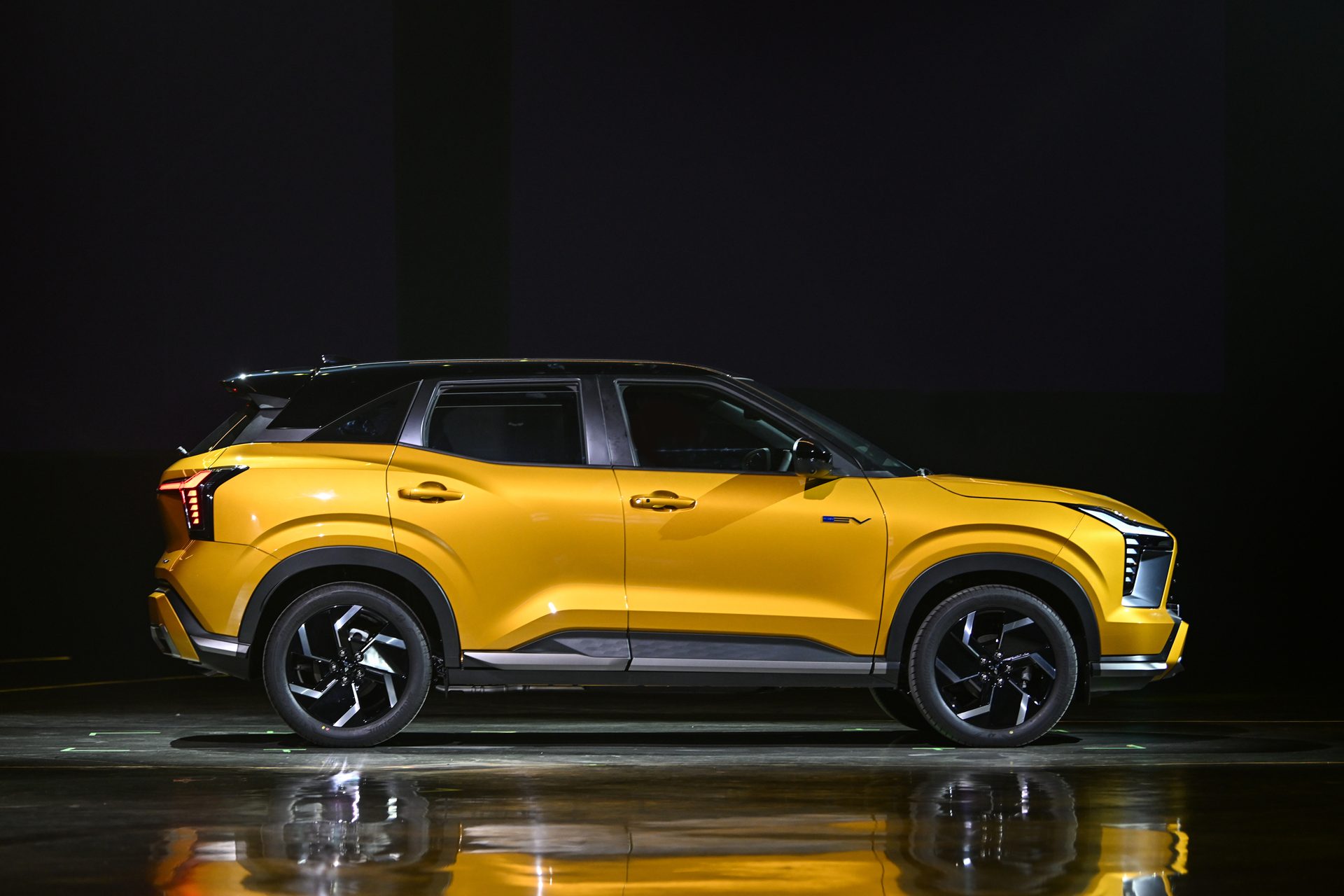 รูปภาพ มิตซูบิชิ Mitsubishi Xforce HEV Ultimate X ปี 2025