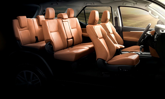 รูปภาพ โตโยต้า Toyota Fortuner 2.4V 4WD MY 2017 ปี 2017