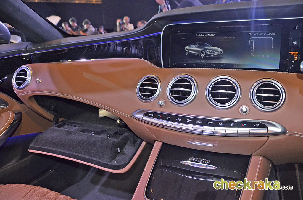 รูปภาพ เมอร์เซเดส-เบนซ์ Mercedes-benz S-Class S 500 Cabriolet AMG Premium ปี 2016