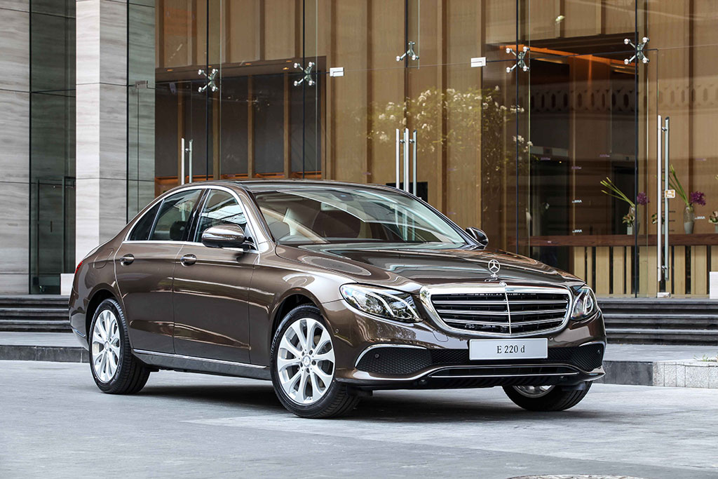 Mercedes-benz E-Class E 220 D Exclusive เมอร์เซเดส-เบนซ์ อี-คลาส ปี 2016 : ภาพที่ 2