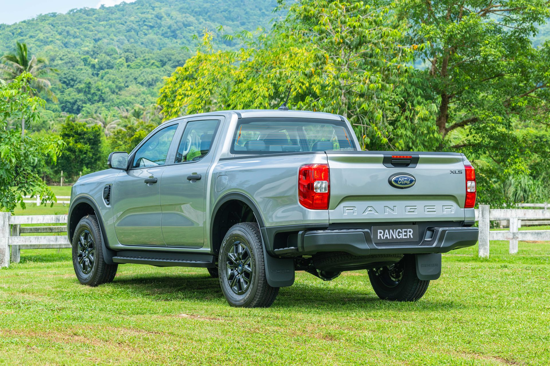 รูปภาพ ฟอร์ด Ford Ranger Double Cab XLS 2.0L Turbo HR 6AT ปี 2024