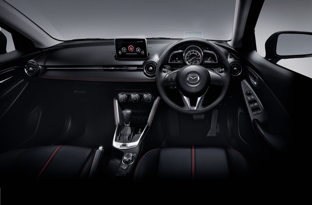 รูปภาพ มาสด้า Mazda 2 1.3 Sedan High ปี 2015