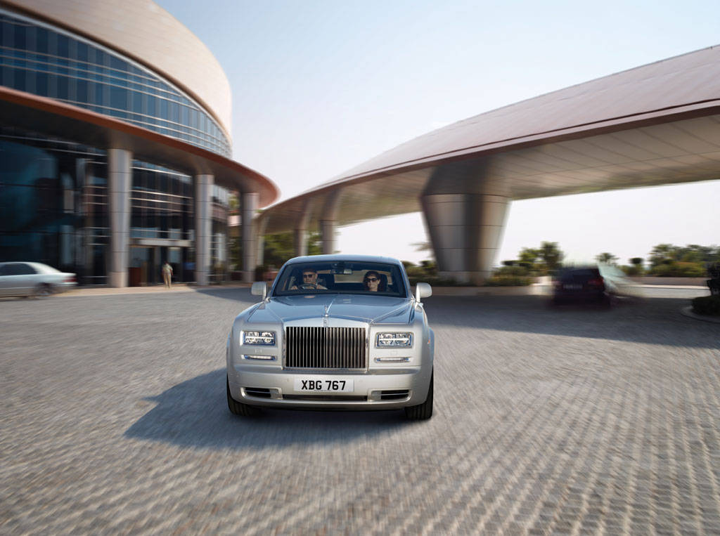 Rolls-Royce Phantom Series II Standard โรลส์-รอยซ์ แฟนทอมซีรีส์ทู ปี 2012 : ภาพที่ 5