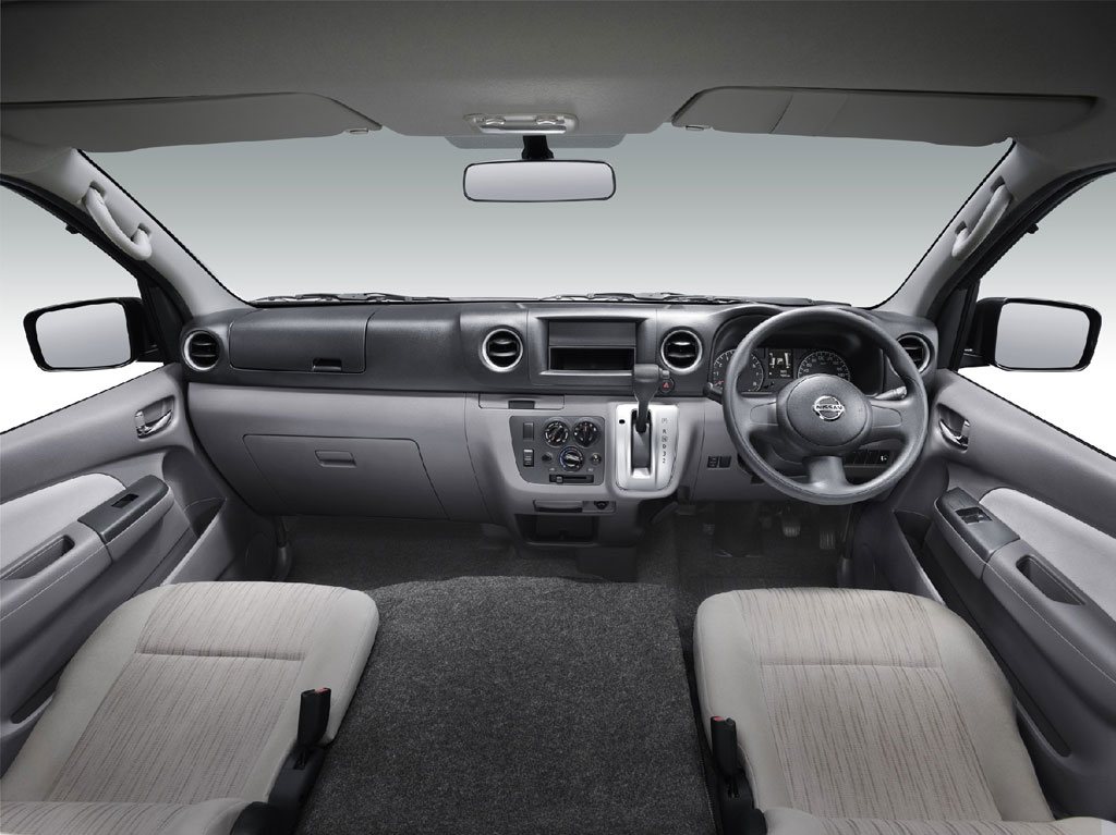 Nissan nv350 2015
