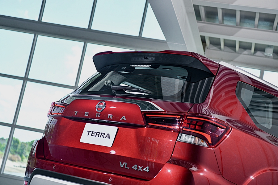 รูปภาพ นิสสัน Nissan Terra 2.3 VL 2WD 7AT MY2022 ปี 2021