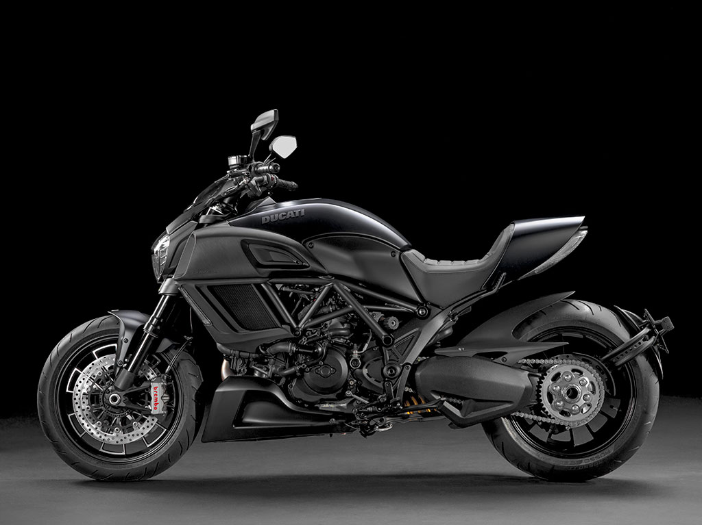 รูปภาพ ดูคาติ Ducati Diavel Dark ปี 2014