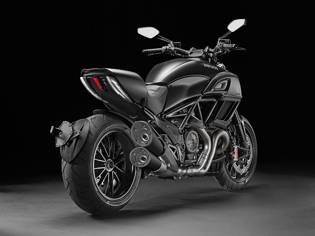 รูปภาพ ดูคาติ Ducati Diavel Dark ปี 2014