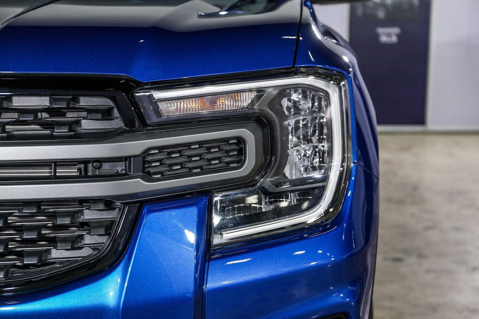 Ford Ranger Double Cab XLS 2.0L Turbo HR 6AT ฟอร์ด เรนเจอร์ ปี 2023 : ภาพที่ 2