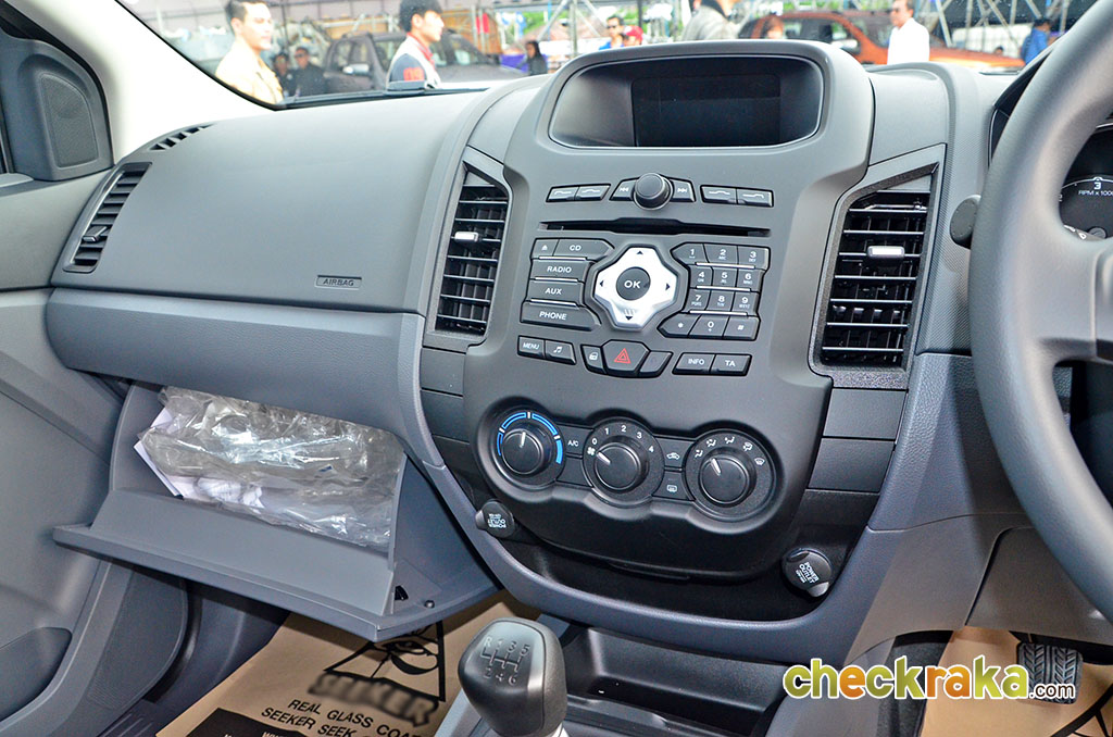 Ford Ranger Open Cab 3.2L XLT 4x4 ฟอร์ด เรนเจอร์ ปี 2015 : ภาพที่ 8