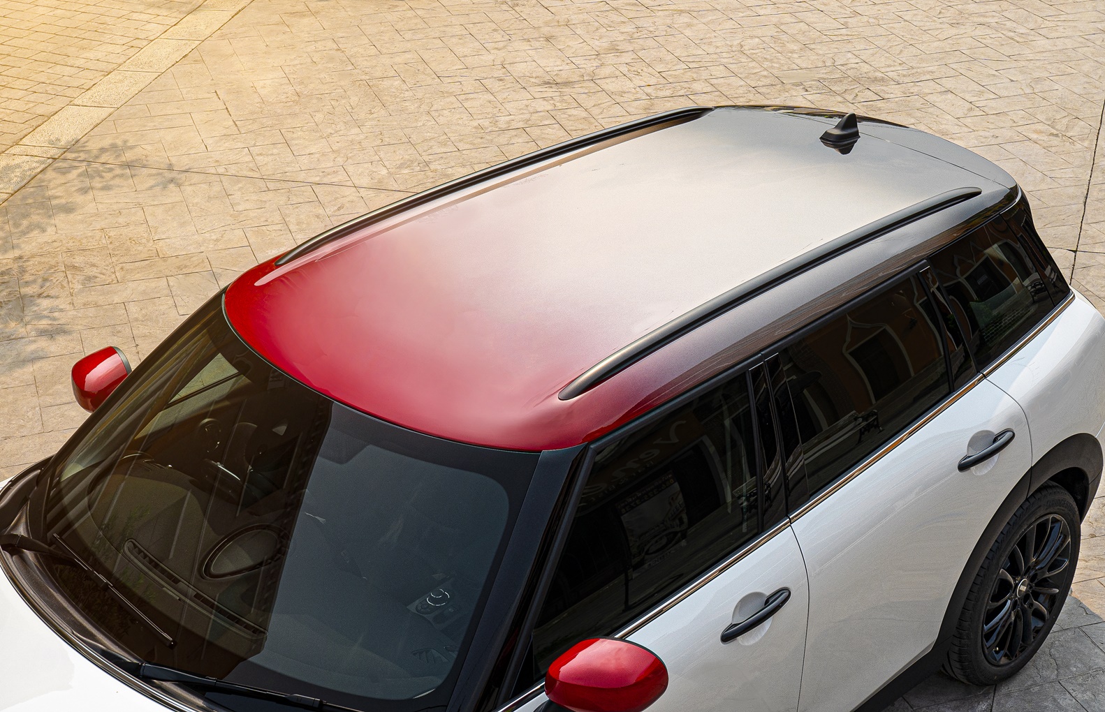 Mini Clubman Cooper S Multitone Red มินิ คลับแมน ปี 2023 : ภาพที่ 5