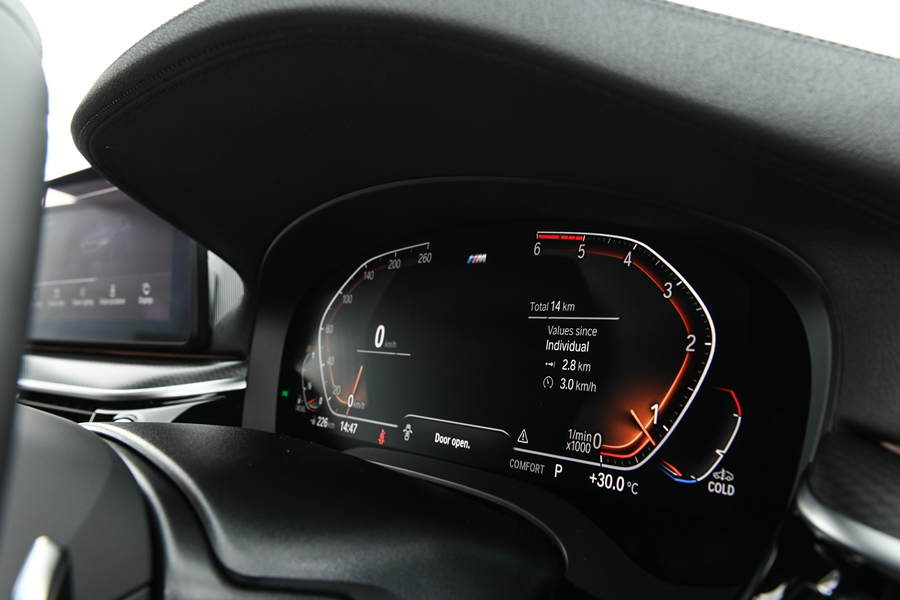 BMW Series 5 520d M Sport บีเอ็มดับเบิลยู ซีรีส์5 ปี 2021 : ภาพที่ 8