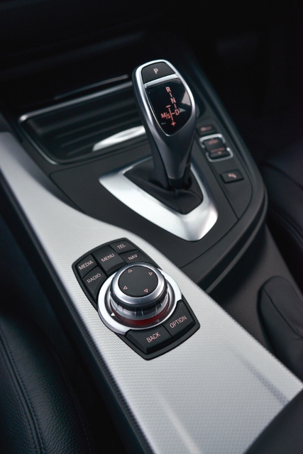 รูปภาพ บีเอ็มดับเบิลยู BMW Series 3 320d Touring M Sport ปี 2012