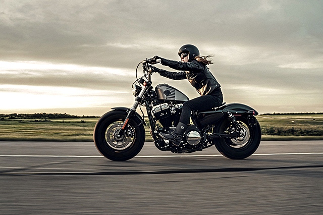 Harley-Davidson Cruiser Forty-Eight ฮาร์ลีย์-เดวิดสัน สปอร์ตสเตอร์ ปี 2018 : ภาพที่ 5