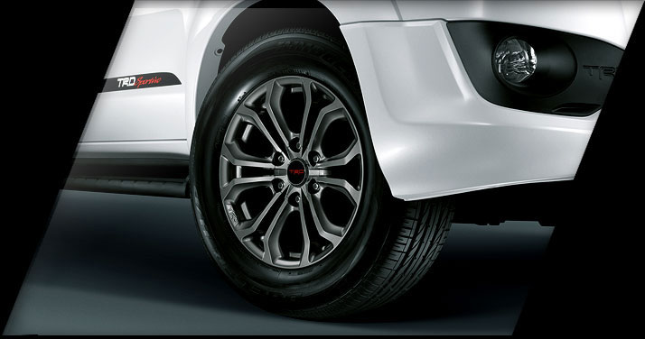 รูปภาพ โตโยต้า Toyota Fortuner 3.0 V 4WD TRD Sportivo ปี 2012