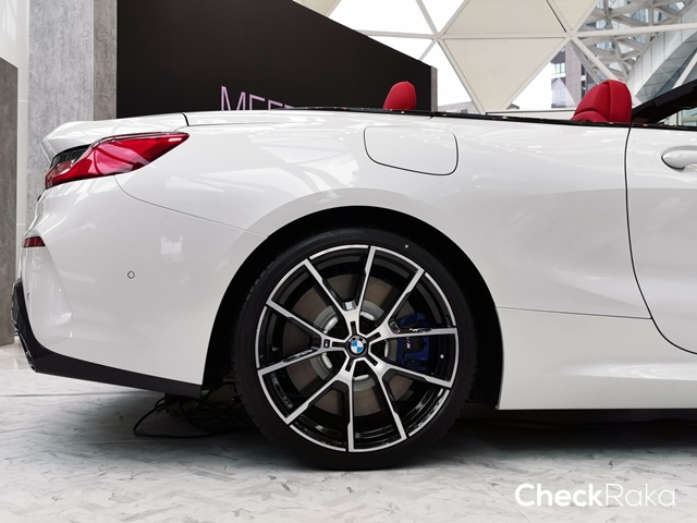 BMW M8 M850i xDrive CONVERTIBLE บีเอ็มดับเบิลยู ปี 2019 : ภาพที่ 9