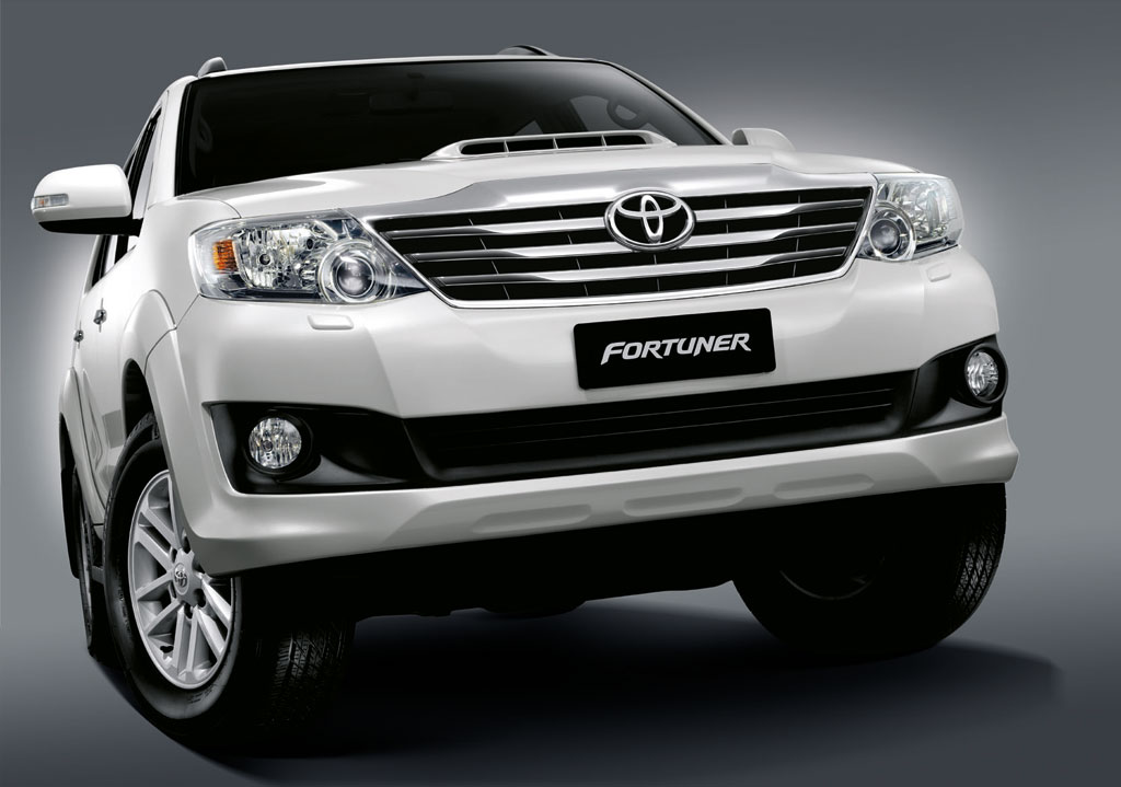 Toyota Fortuner 2.5 V A/T โตโยต้า ฟอร์จูนเนอร์ ปี 2013 : ภาพที่ 2