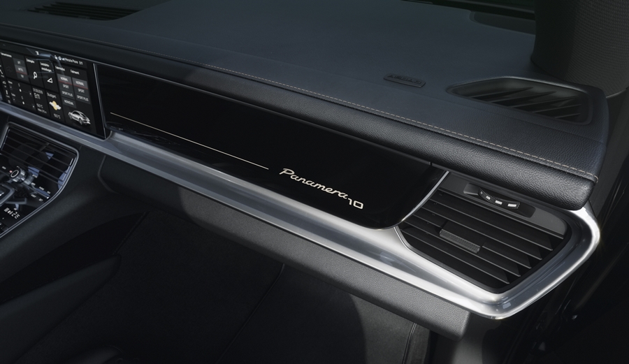 Porsche Panamera 4 E-Hybrid 10 Years Edition ปอร์เช่ พานาเมร่า ปี 2020 : ภาพที่ 5