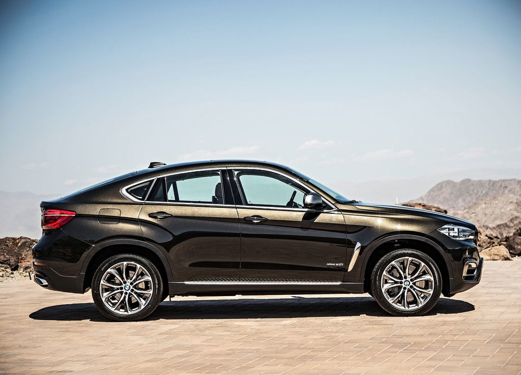 BMW X6 xDrive30d Pure Extravagance บีเอ็มดับเบิลยู เอ็กซ์6 ปี 2015 : ภาพที่ 3