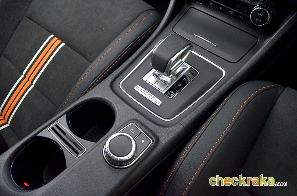 รูปภาพ เมอร์เซเดส-เบนซ์ Mercedes-benz AMG CLA 45 AMG 4Matic ปี 2014