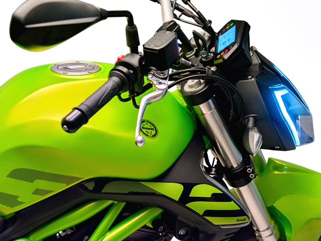 Benelli 302S MY2019 เบเนลลี ปี 2019 : ภาพที่ 9