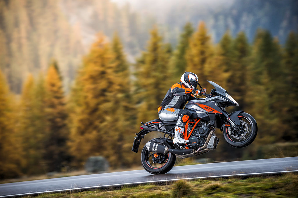 KTM 1290 Super Duke GT เคทีเอ็ม ปี 2017 : ภาพที่ 6