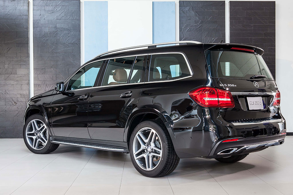 Mercedes gls 350. Мерседес-Бенц GLS 350d. Мерседес ГЛС 350. Мерседес GLS 350d 4. Мерседес-Бенц GLS 350 D 4matic.