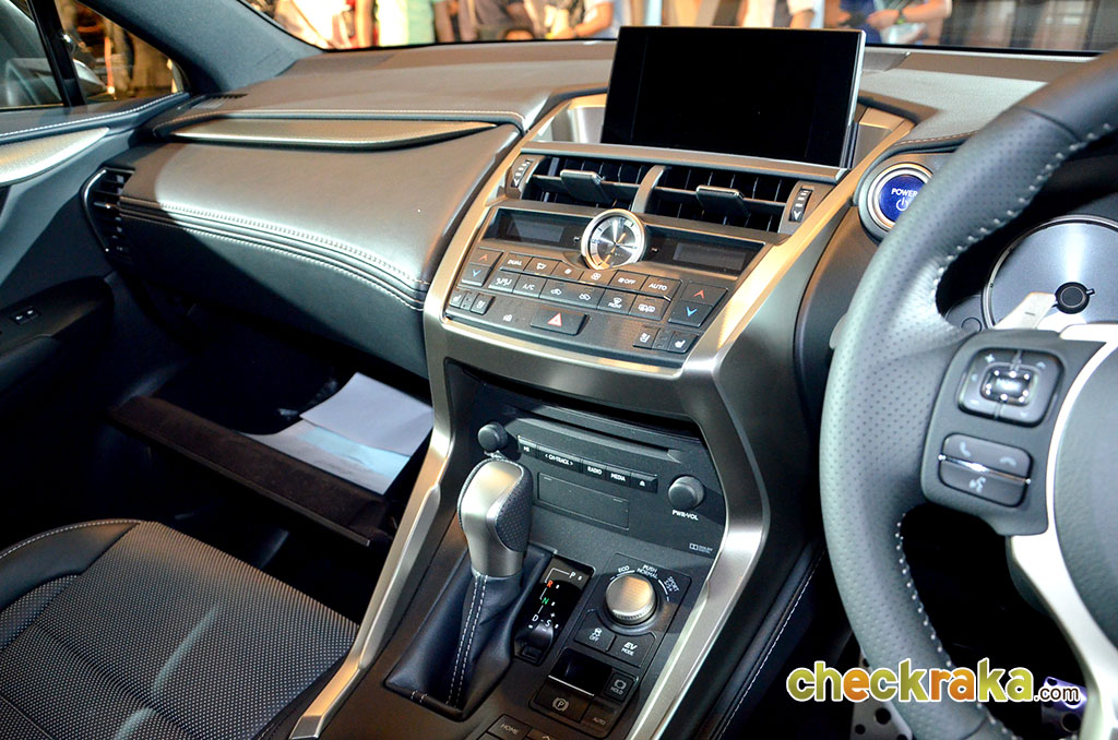 Lexus NX 300 F Sport เลกซัส เอ็นเอ็กซ์ ปี 2014 : ภาพที่ 16