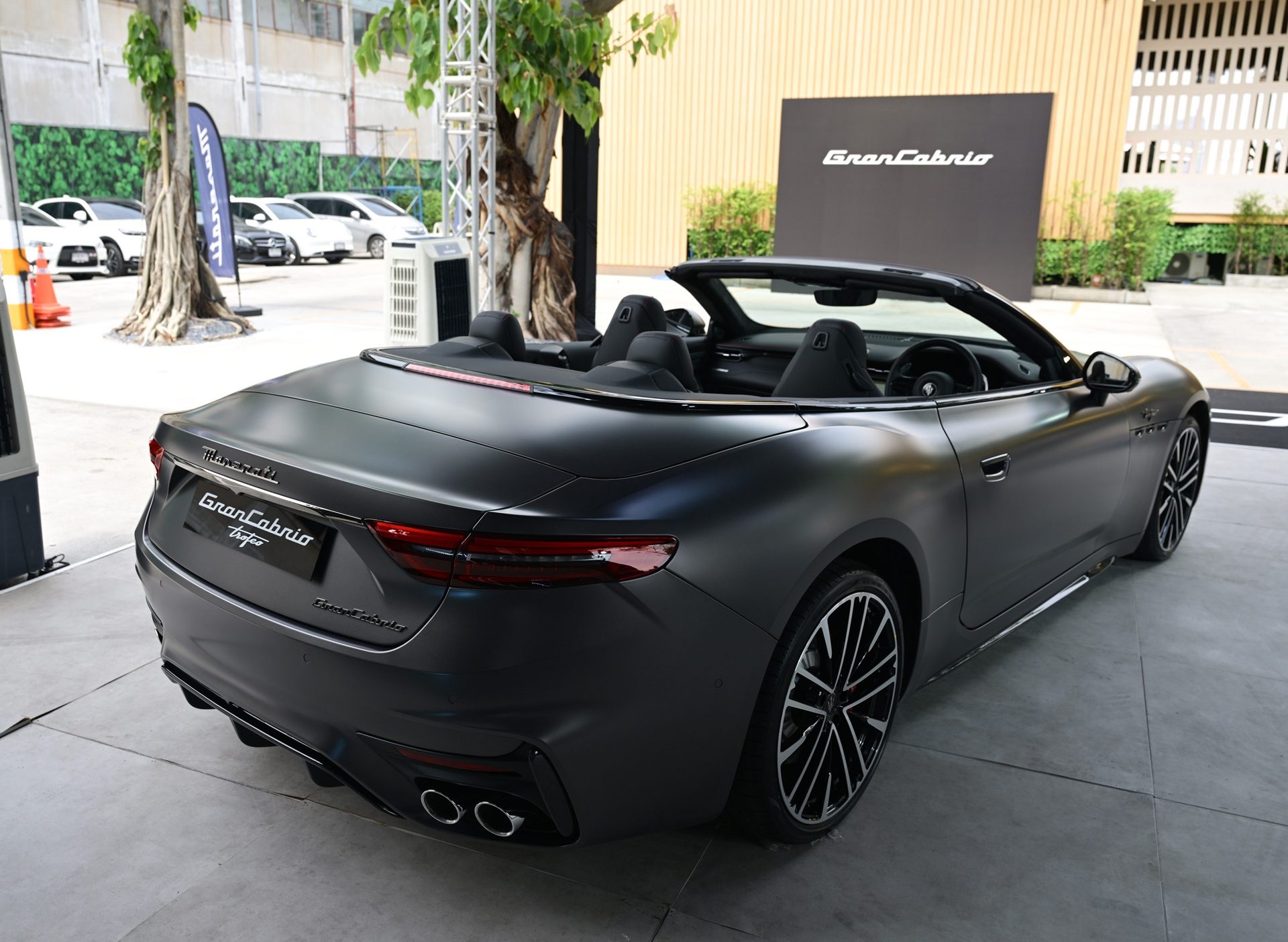 รูปภาพ มาเซราติ Maserati GranCabrio Trofeo ปี 2025