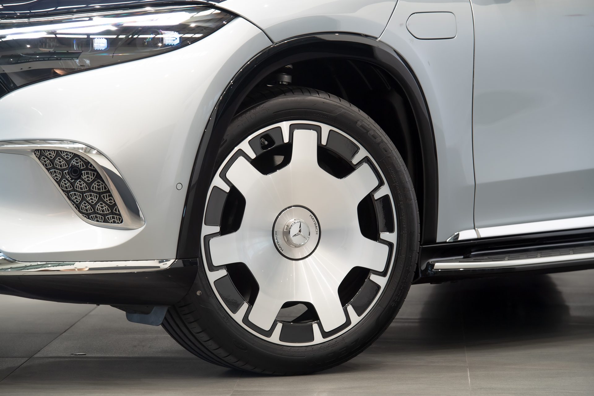 รูปภาพ เมอร์เซเดส-เบนซ์ Mercedes-benz Maybach EQS 680 SUV ปี 2024