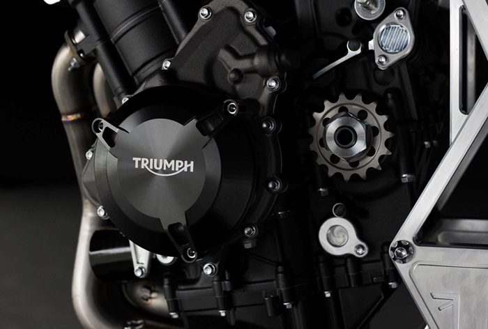 Triumph Street Triple RS ไทรอัมพ์ สตรีท ทริบเปิ้ล ปี 2017 : ภาพที่ 7