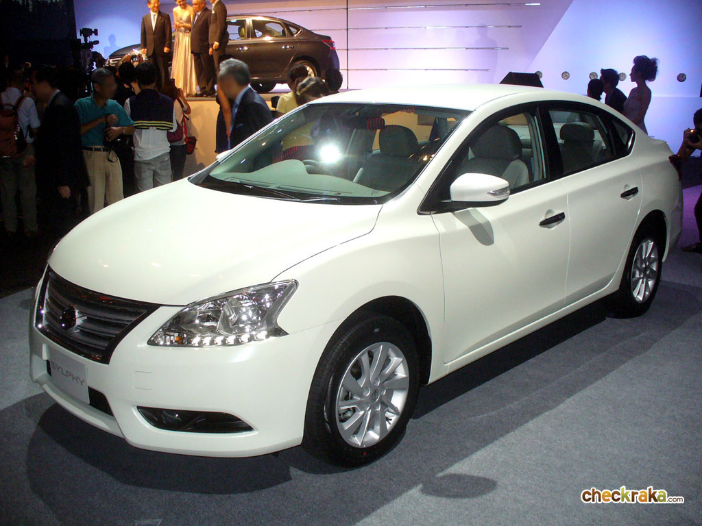 รูปภาพ นิสสัน Nissan Sylphy 1.8 V Navi CVT ปี 2012