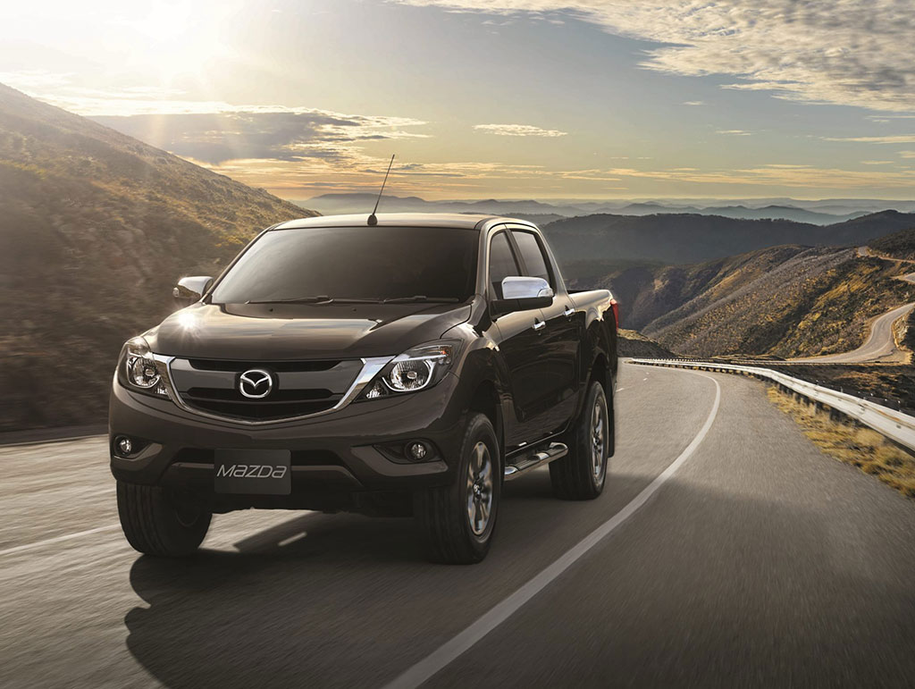 Mazda BT-50 PRO DoubleCab 4X4 3.2 R ABS/DSC/Leather AT มาสด้า บีที-50โปร ปี 2018 : ภาพที่ 2