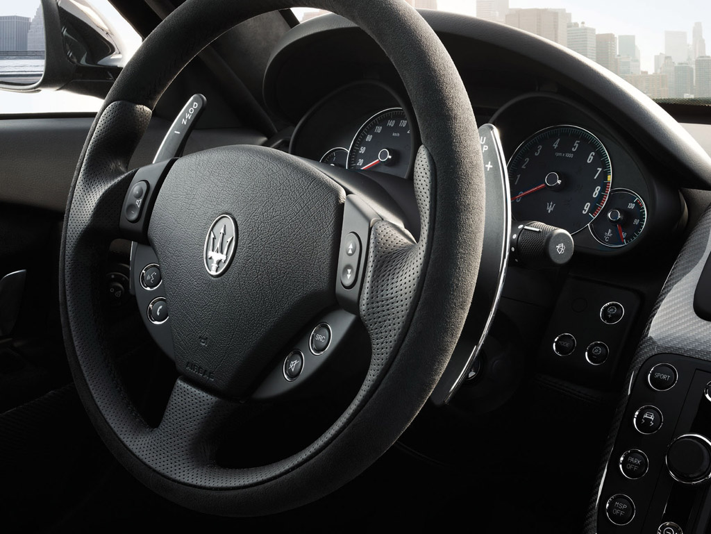 รูปภาพ มาเซราติ Maserati Quattroporte Sport GT S ปี 2009