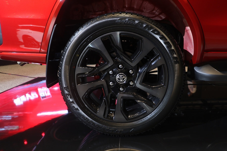 รูปภาพ โตโยต้า Toyota Fortuner 2.8 GR Sport 4WD ปี 2021