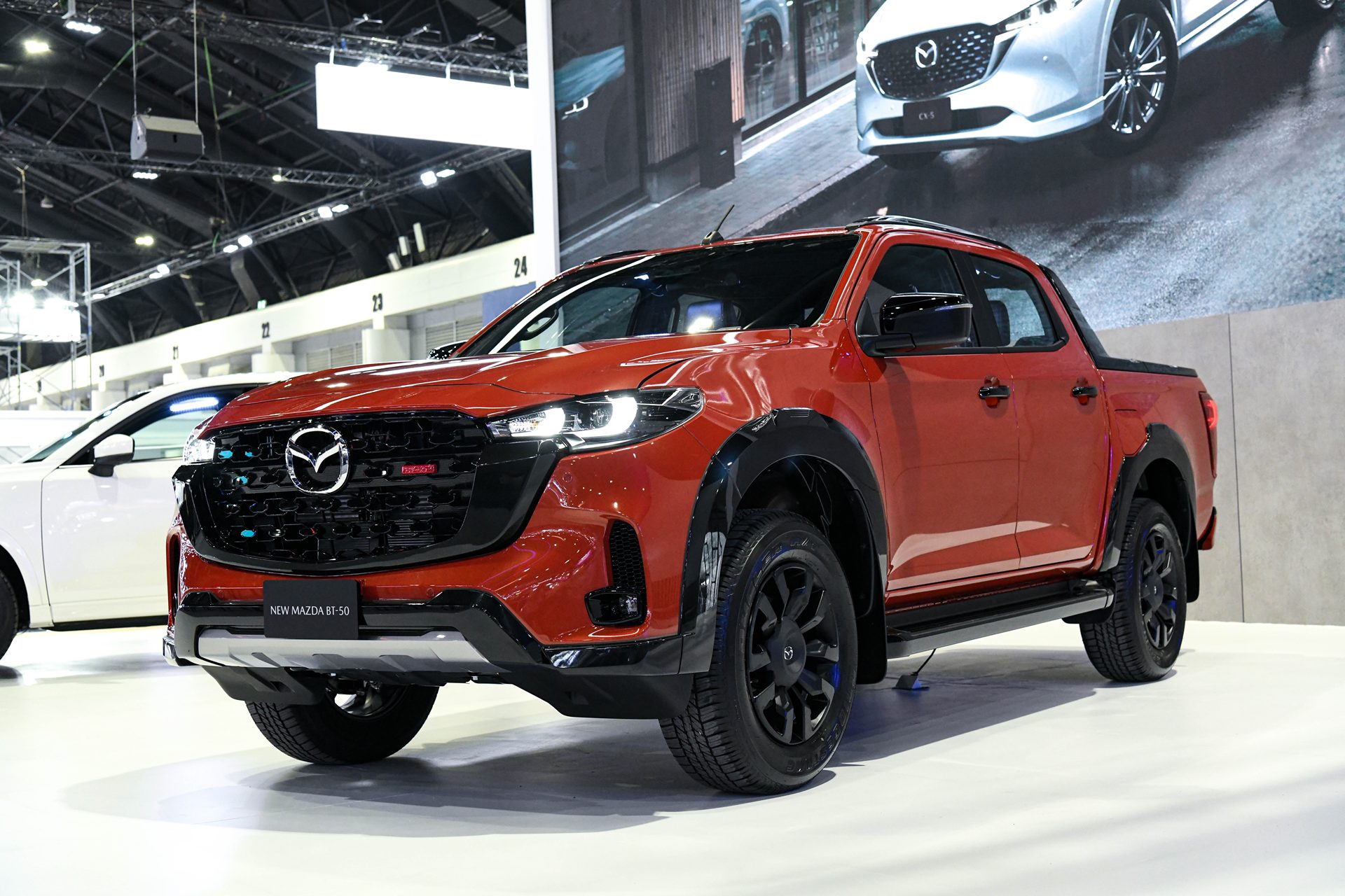 รูปภาพ มาสด้า Mazda BT-50 DBL 3.0 XTR 4X4 6AT ปี 2024