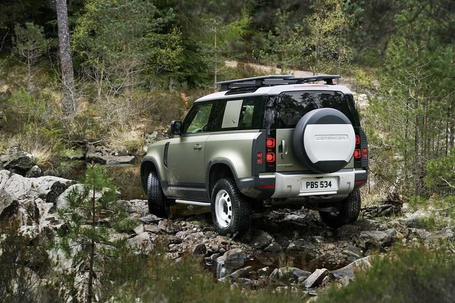 Land Rover Defender 90 Petrol 2.0 SE Ingenium แลนด์โรเวอร์ ดิเฟนเดอร์ ปี 2020 : ภาพที่ 3