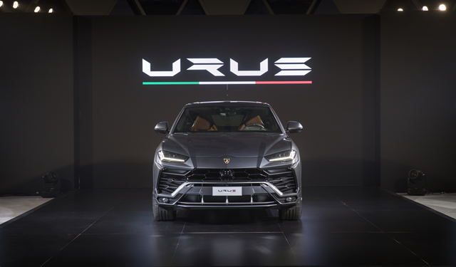 Lamborghini Urus standard ลัมโบร์กินี ปี 2018 : ภาพที่ 2