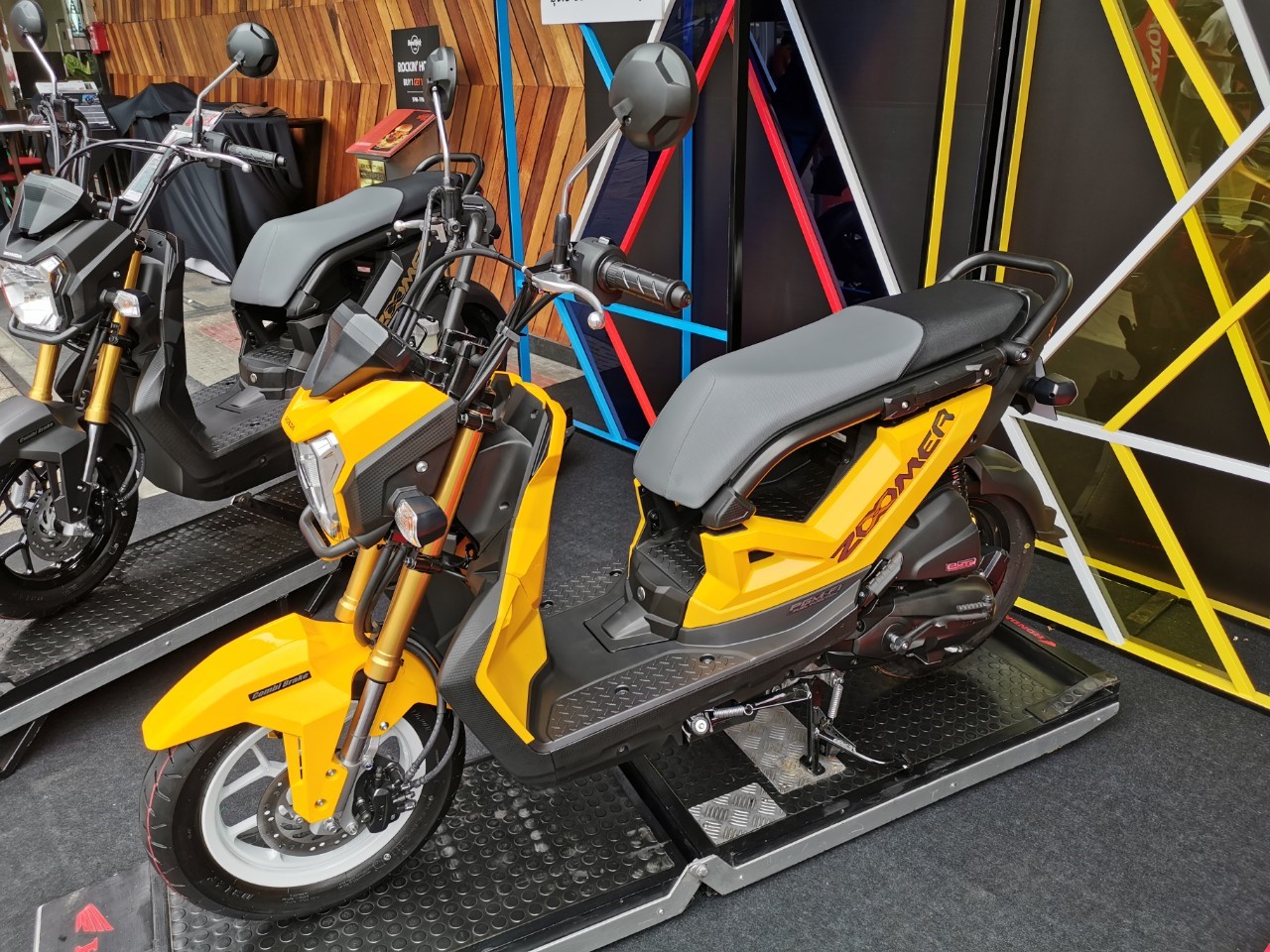 Honda Zoomer X ACG110CBTL MY19 ฮอนด้า ซูมเมอร์เอ็กซ์ ปี 2019 : ภาพที่ 1
