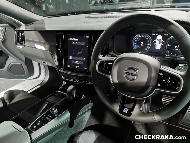 รูปภาพ วอลโว่ Volvo S60 Recharge Plug-in Hybrid Inscription Expression ปี 2022