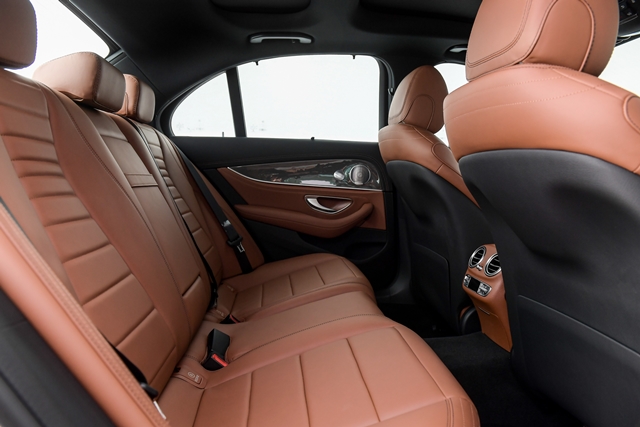 รูปภาพ เมอร์เซเดส-เบนซ์ Mercedes-benz E-Class E 300 e Avantgarde ปี 2019