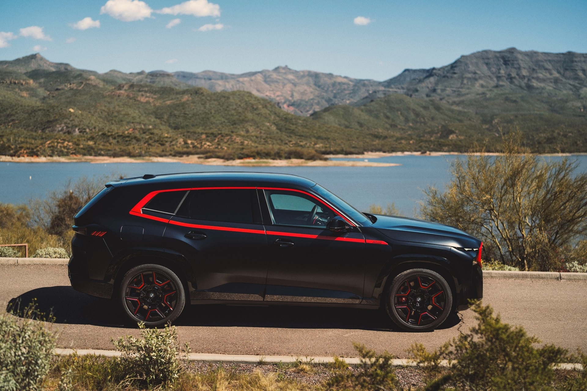 รูปภาพ บีเอ็มดับเบิลยู BMW XM Label Red ปี 2023