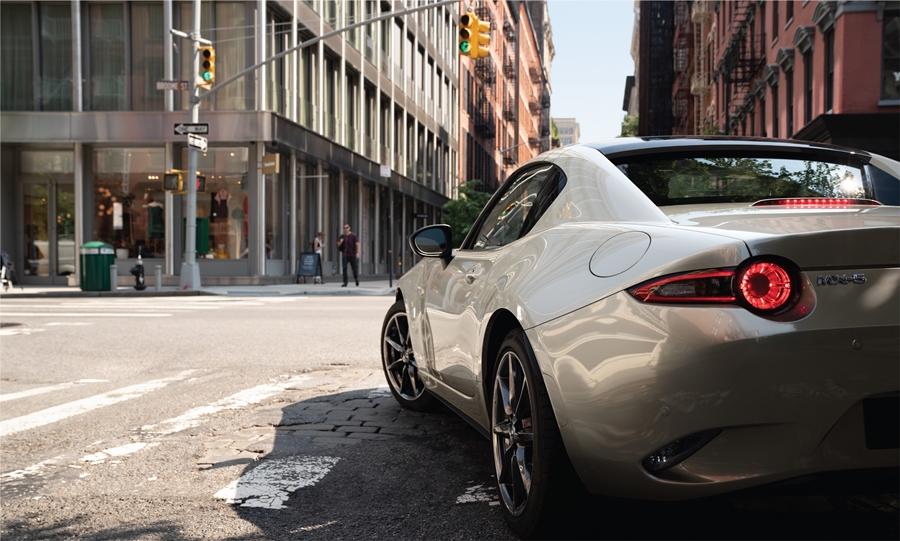 รูปภาพ มาสด้า Mazda MX-5 2.0 RF MT ปี 2022