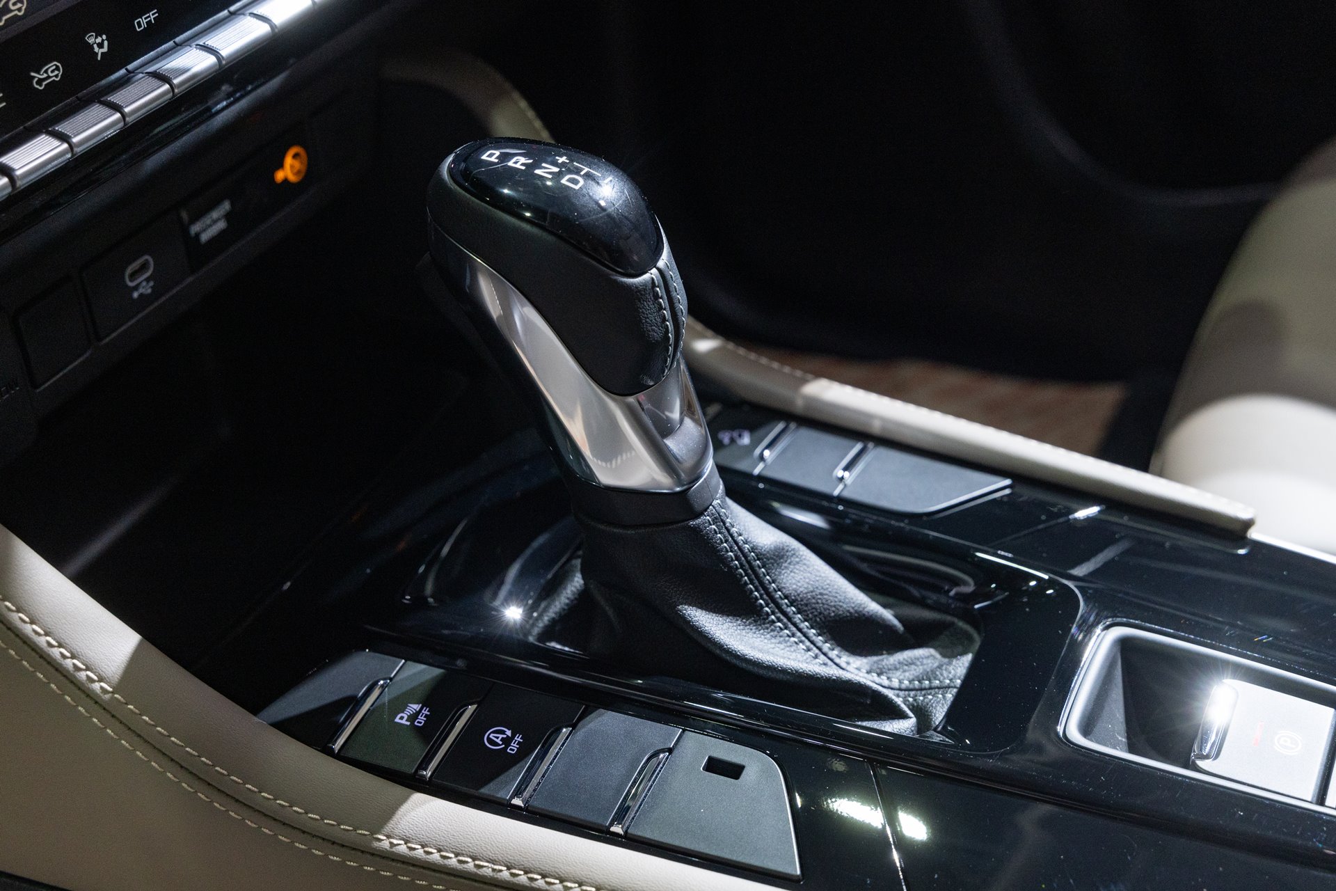 รูปภาพ อีซูซุ Isuzu MU-X 4x2 3.0 Ultimate A/T ปี 2024