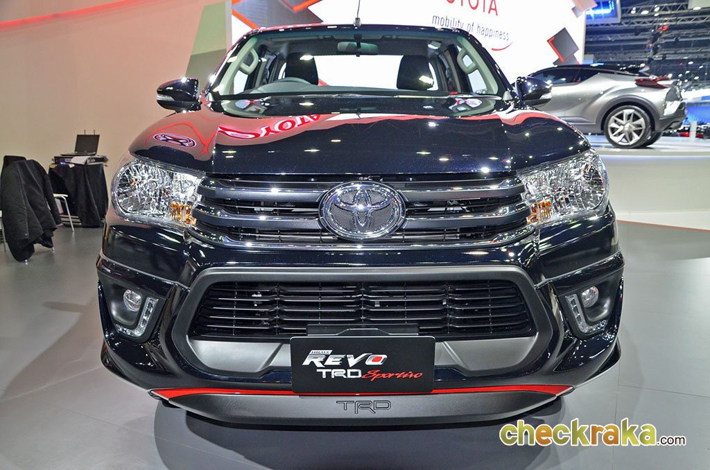 Toyota Revo Smart Cab Prerunner 2X4 2.4 TRD Sportivo AT โตโยต้า รีโว่ ปี 2016 : ภาพที่ 9