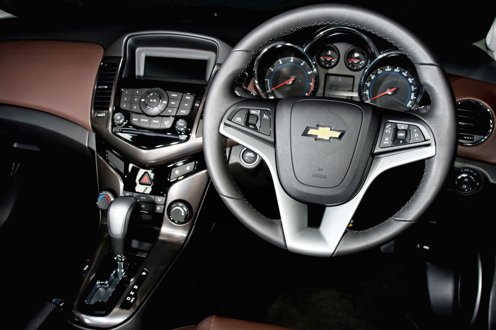 Chevrolet Cruze 1.6 LT AT เชฟโรเลต ครูซ ปี 2013 : ภาพที่ 5