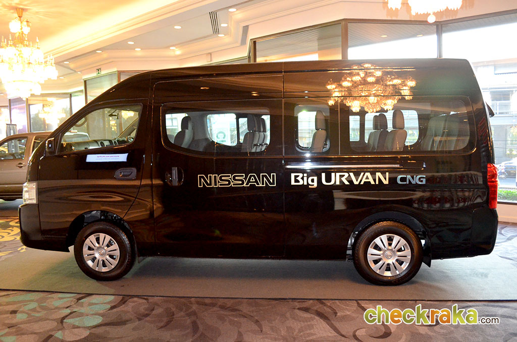 Nissan Urvan NV350 CNG M/T นิสสัน เออแวน ปี 2014 : ภาพที่ 13