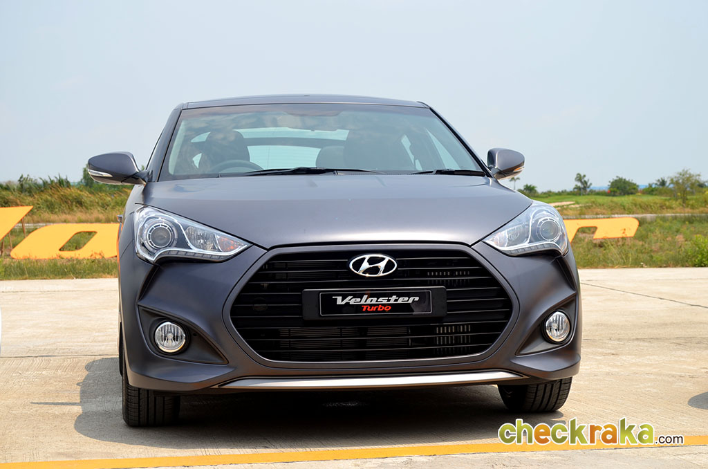 Hyundai Veloster Sport Turbo ฮุนได เวลอสเตอร์ ปี 2013 : ภาพที่ 10